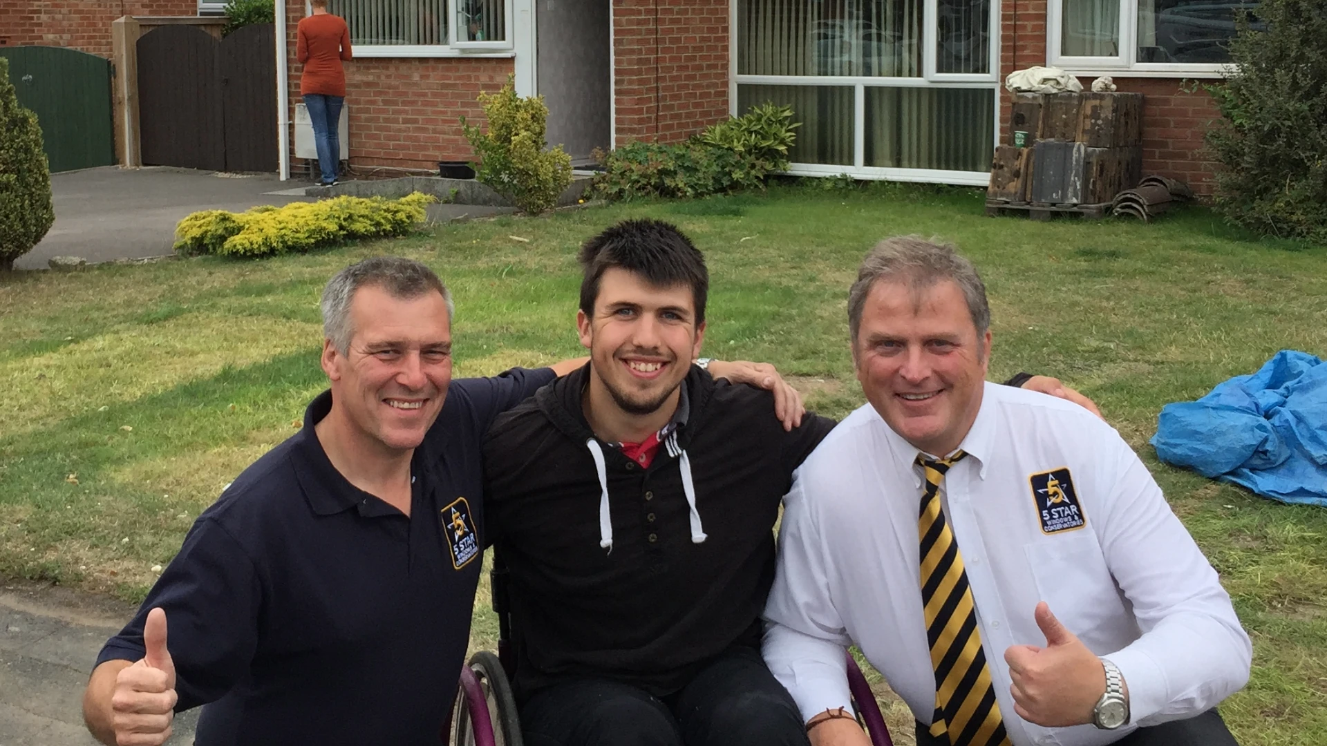 Ray And Damien With Diy Sos Recipient